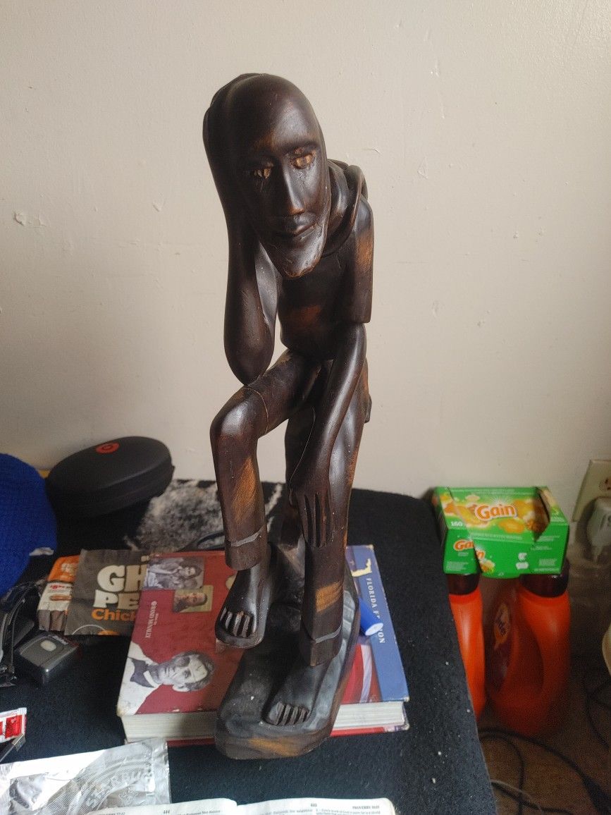 African statues