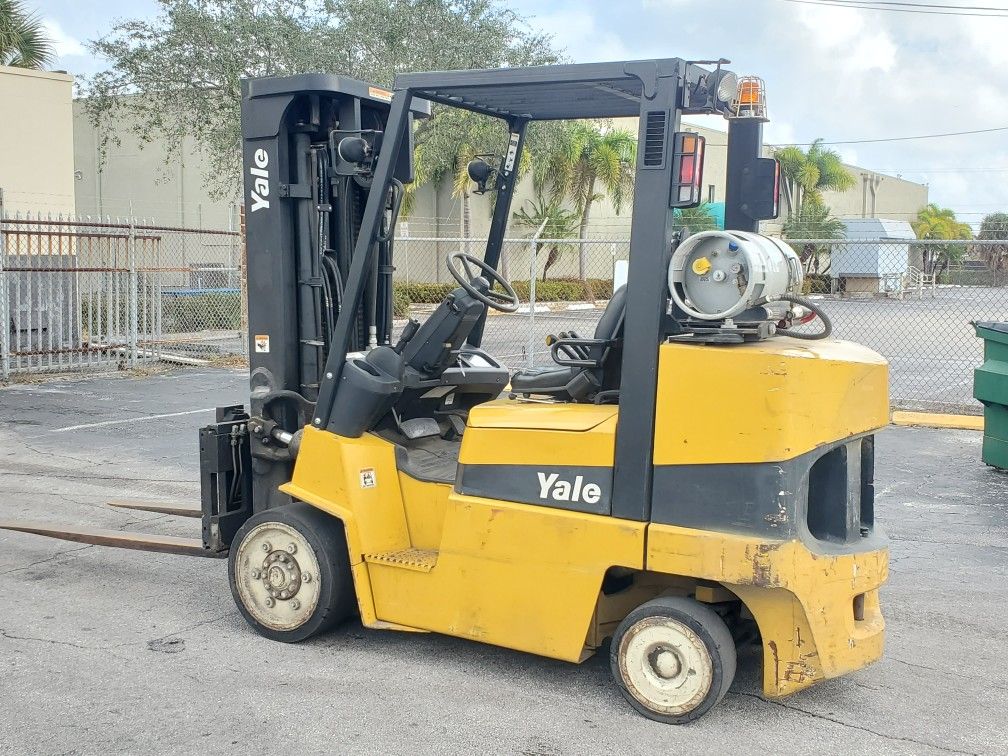 Yale Forklift 8000 lbs