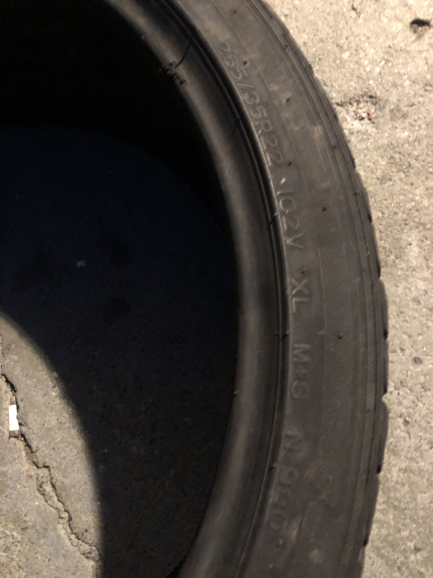 Tire 22”