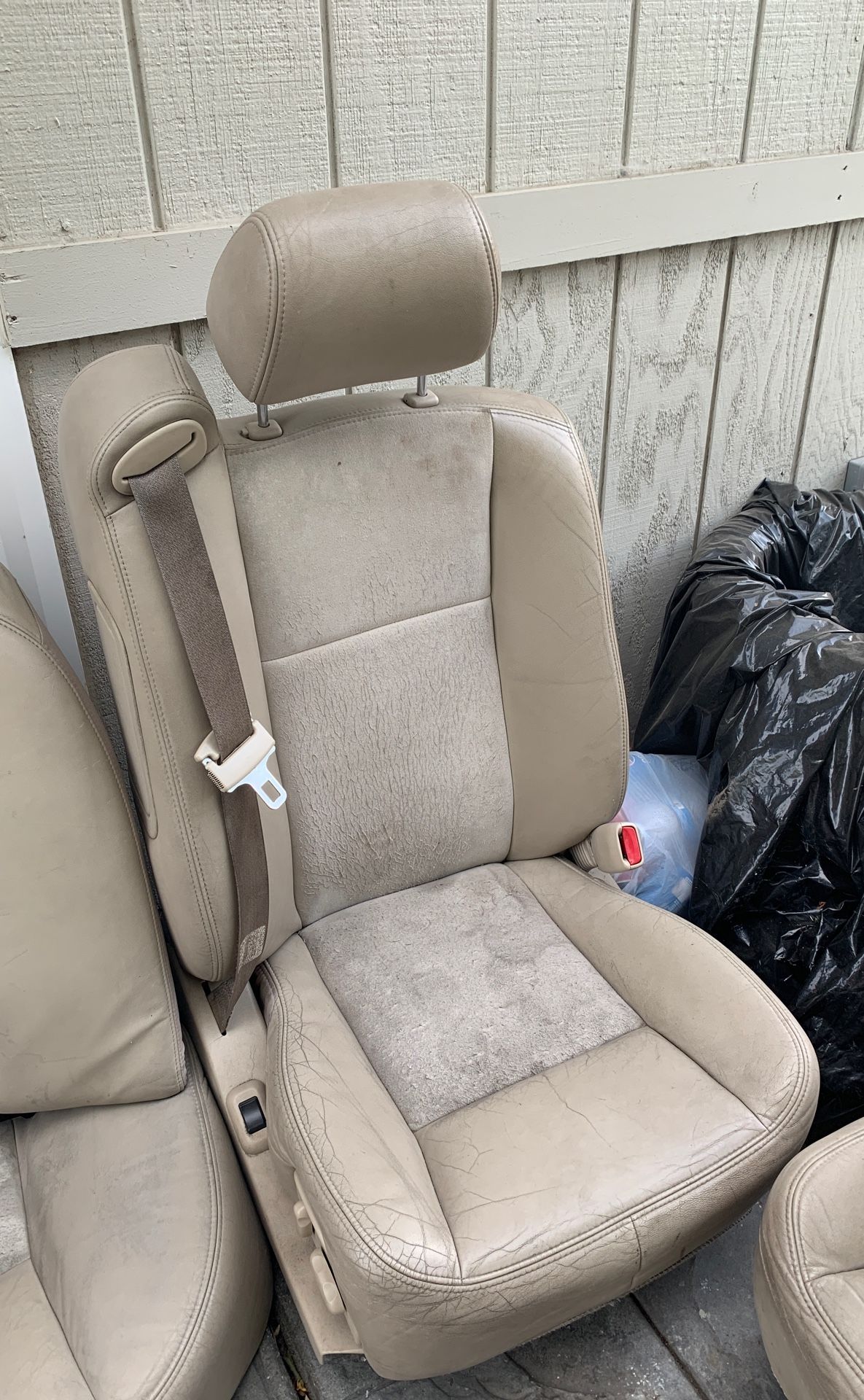 Cts V seats for Sale in Stockton, CA - OfferUp