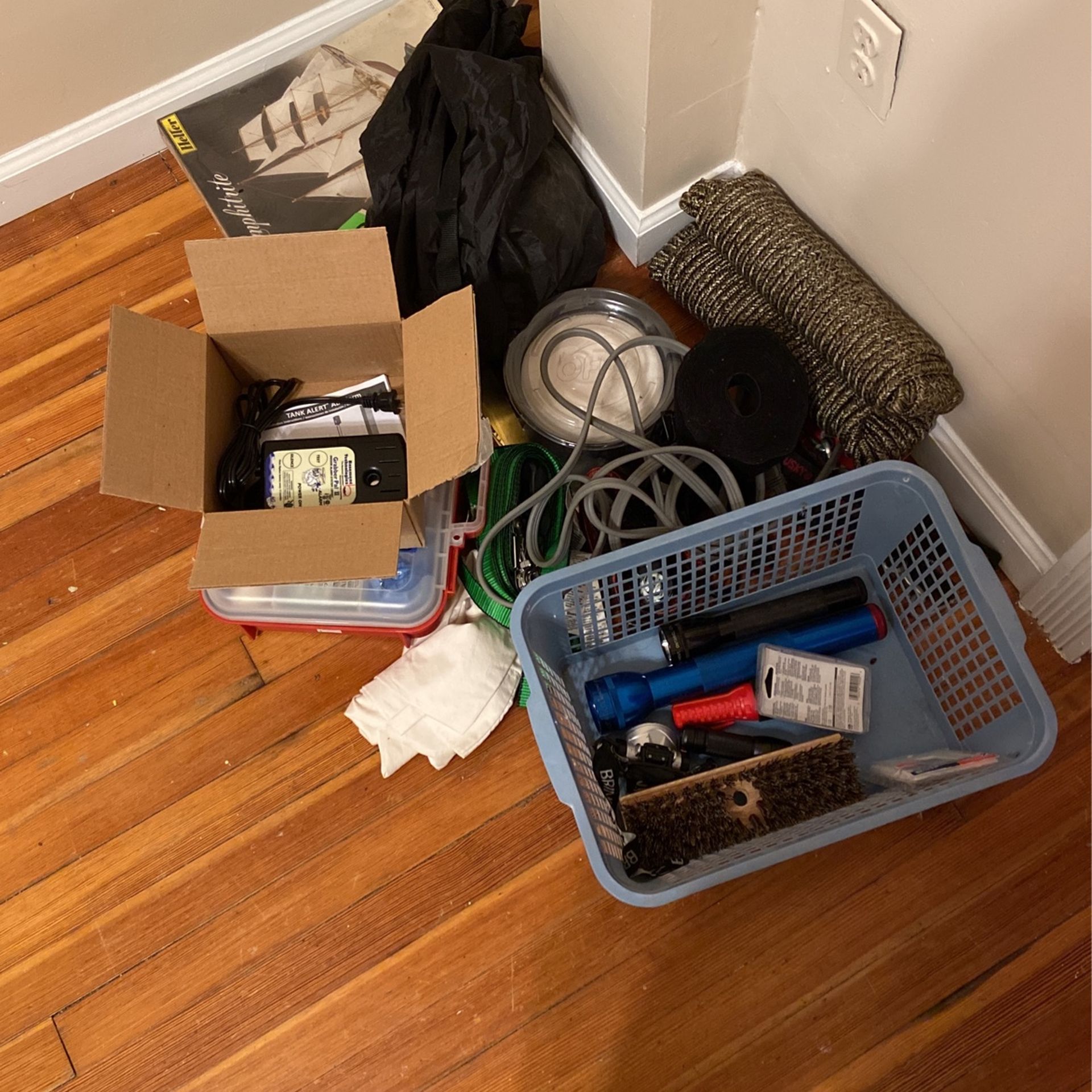 Lights, Alarm System, Ropes, Construction Lot - Best Offer