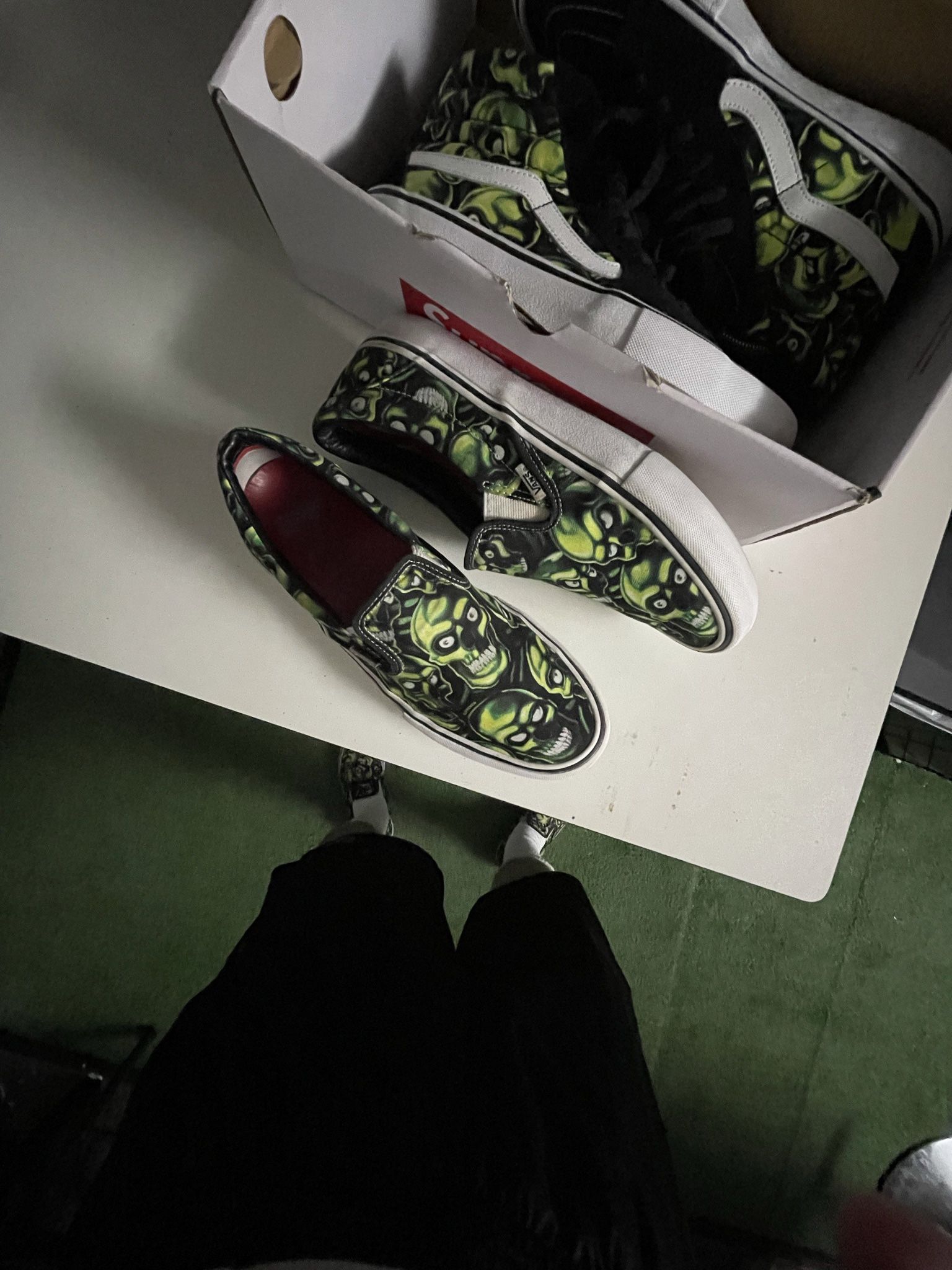 Supreme Skull Pile Vans (SZ9.5)