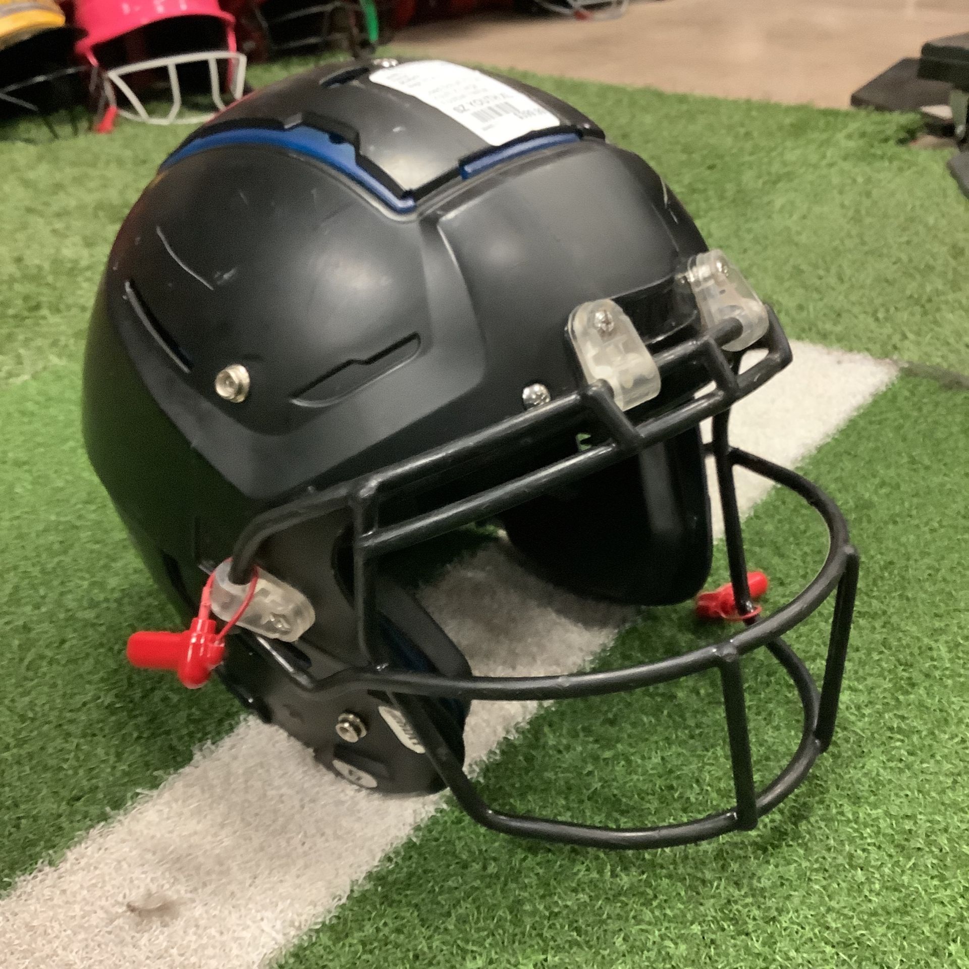 Schutt F7 LX1 Youth XL Football Helmet SKU 38465-11 For Sale In Phoenix ...