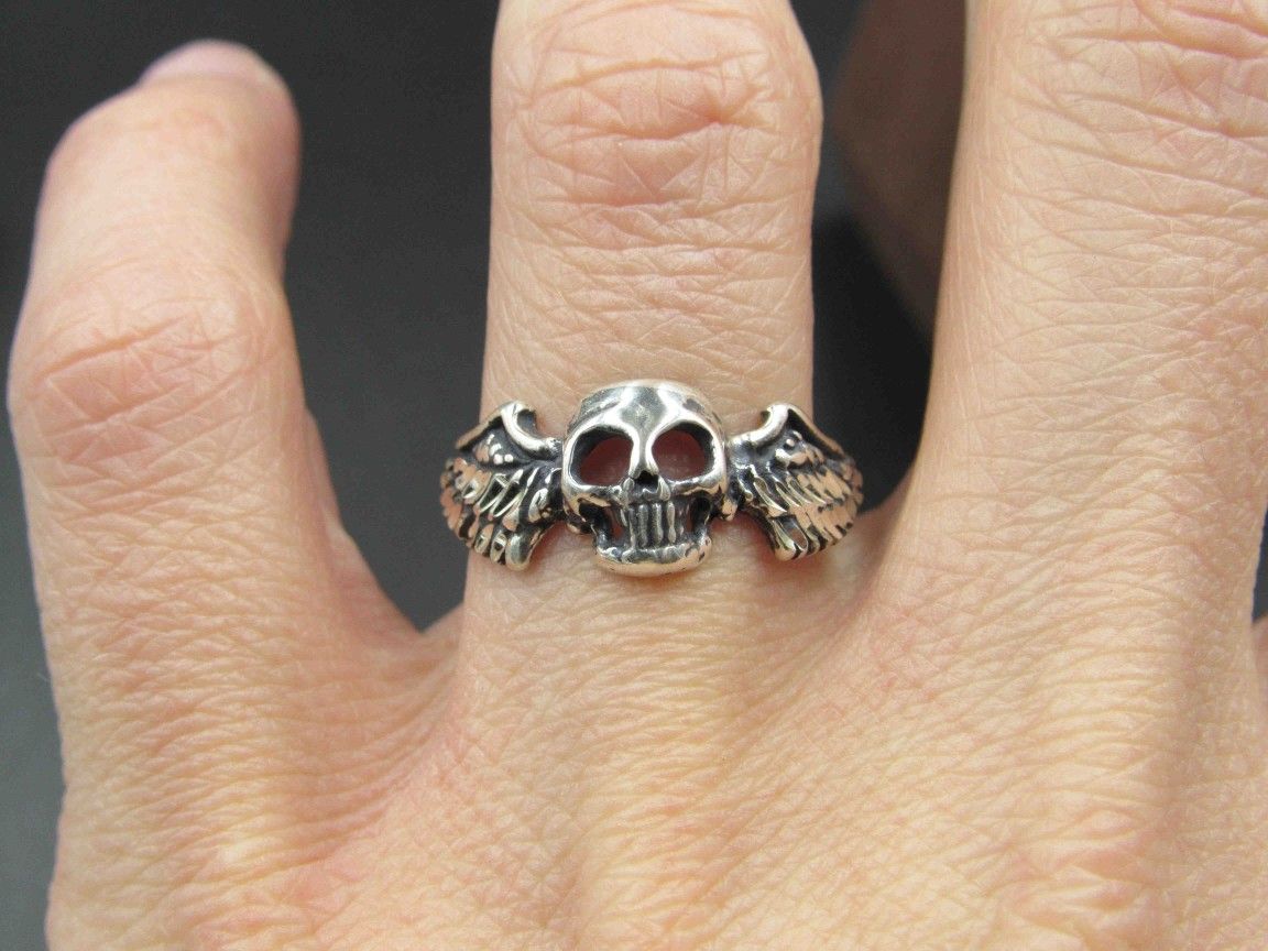 Size 7.75 Sterling Silver Skull & Wings Band Ring Vintage Statement Engagement Wedding Promise Anniversary Bridal Cocktail