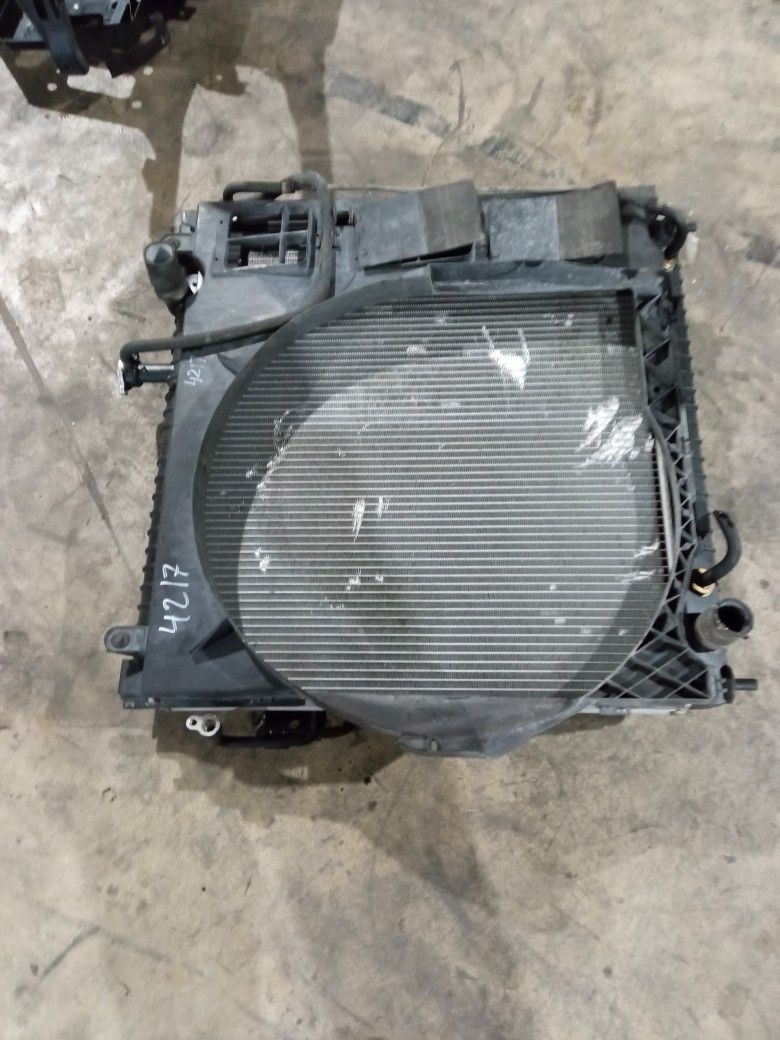 Radiator, Condenser And Fan For 2006 Infiniti QX56 Stock 04217