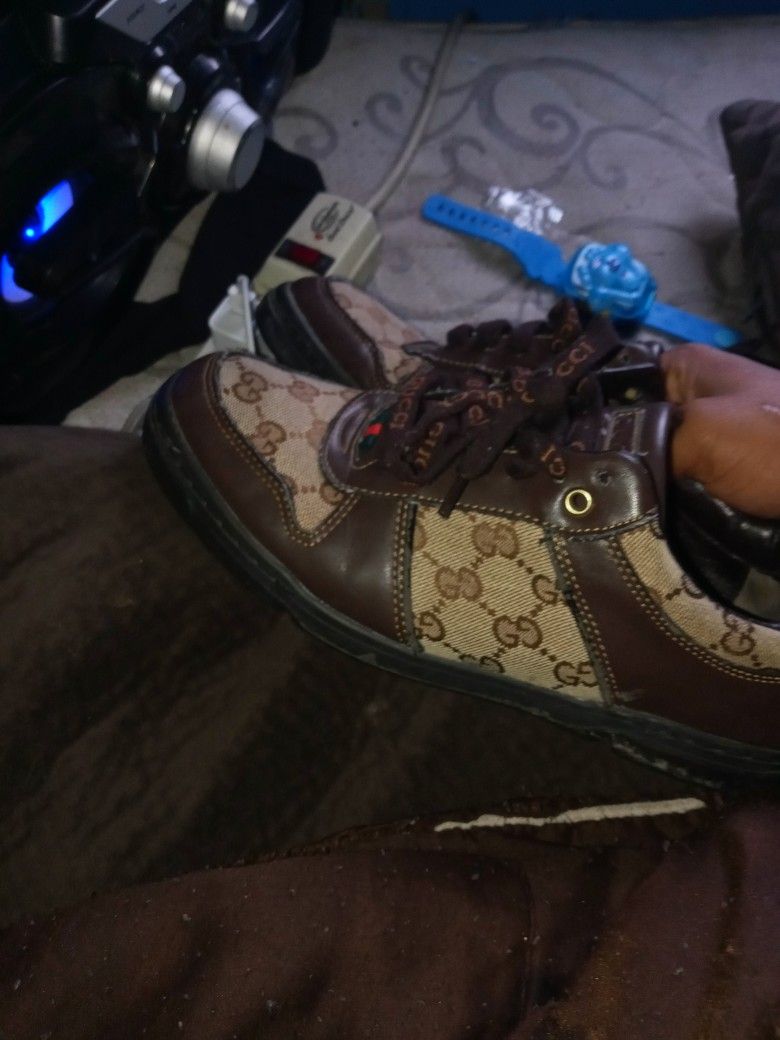 Gucci I Only Wered Them Once I Pated 1500 Im Selling Them For 1200