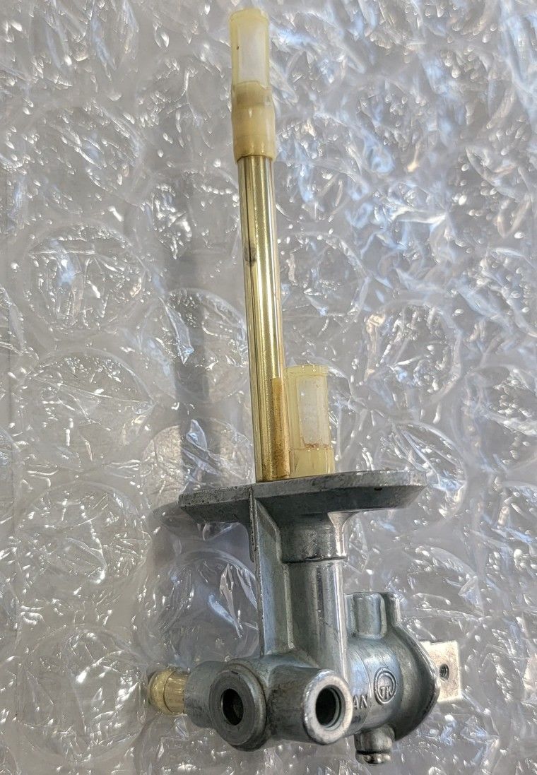 Fuel Petcock On/OFF switch ( Suzuki Motorcycles)