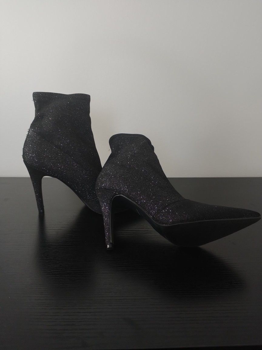 Fashion Boots Size 9 1/2