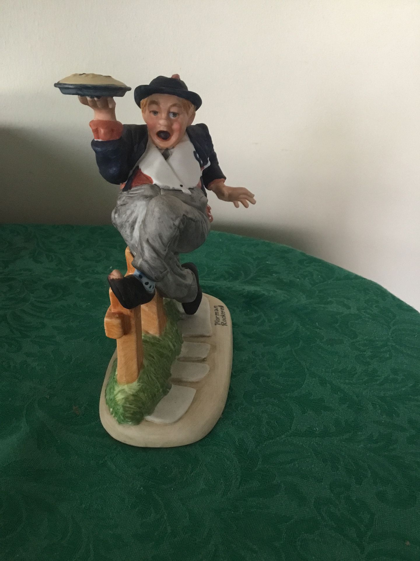 Vintage Norman Rockwell figurine Danbury mint Saturday post