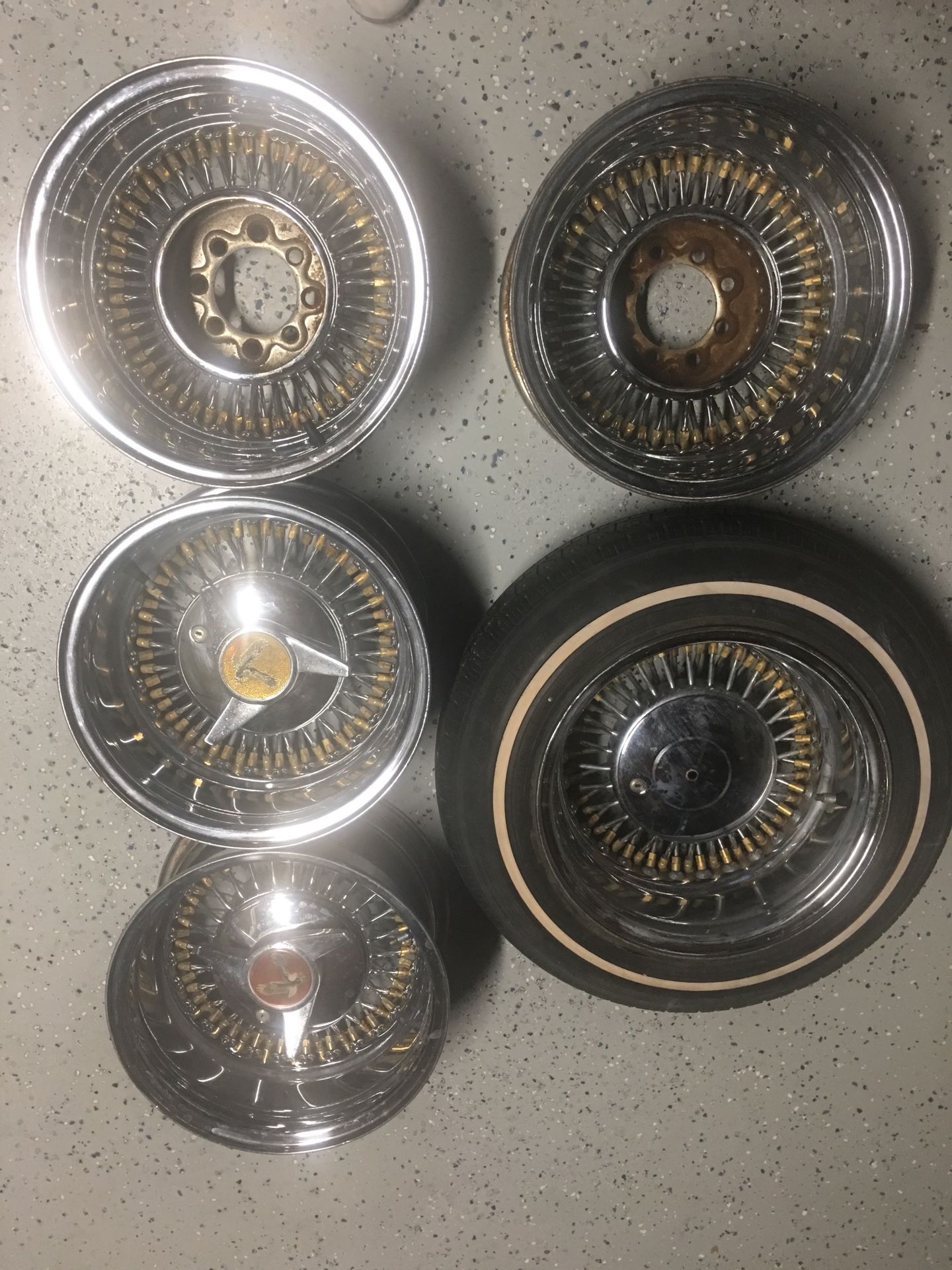 Roadster / Daytons 13”, 13 inch rims wire wheels for Sale in Los