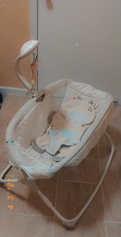 Baby Singing Lights Rocker