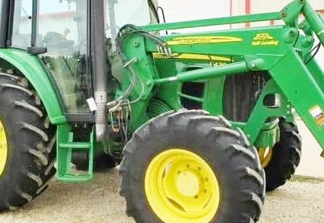 2008 JOHN DEERE 6430 Bucket. 3 Point And PTO Hookups. Dual