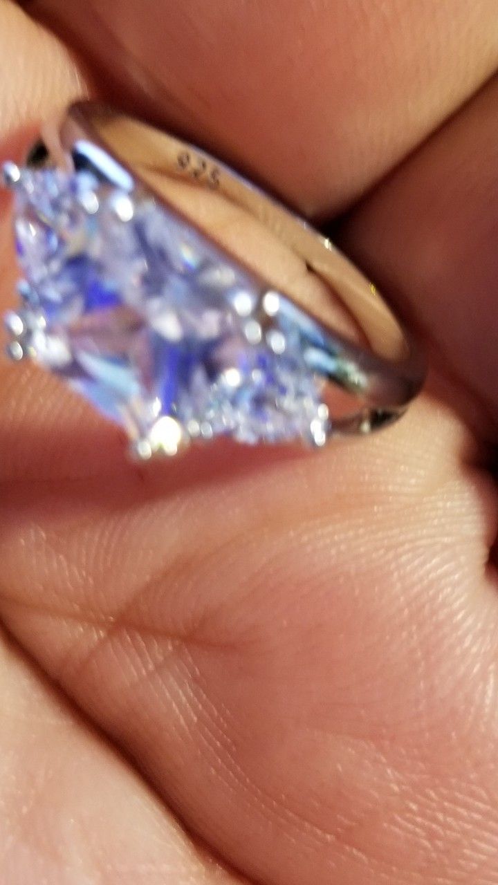 Gorgeous princess Cut Women's Wedding Engagement Promises Ring Size 9.0