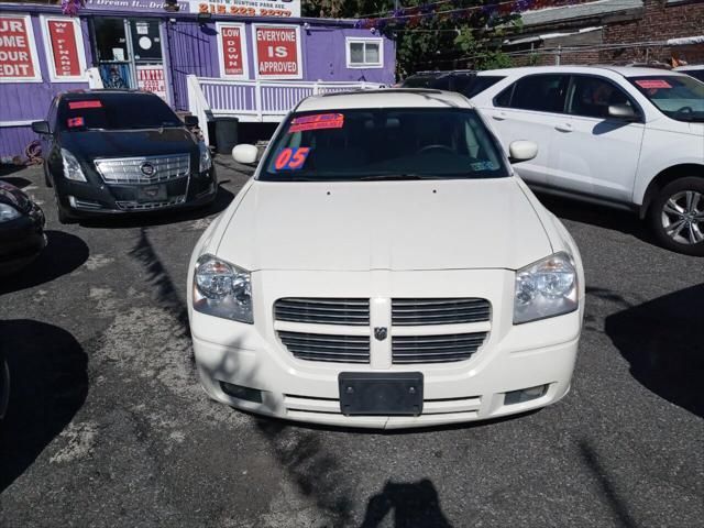 2005 Dodge Magnum