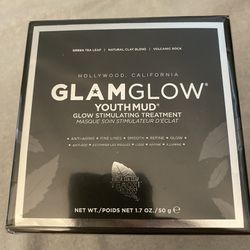 Glam Glow Mask Thumbnail