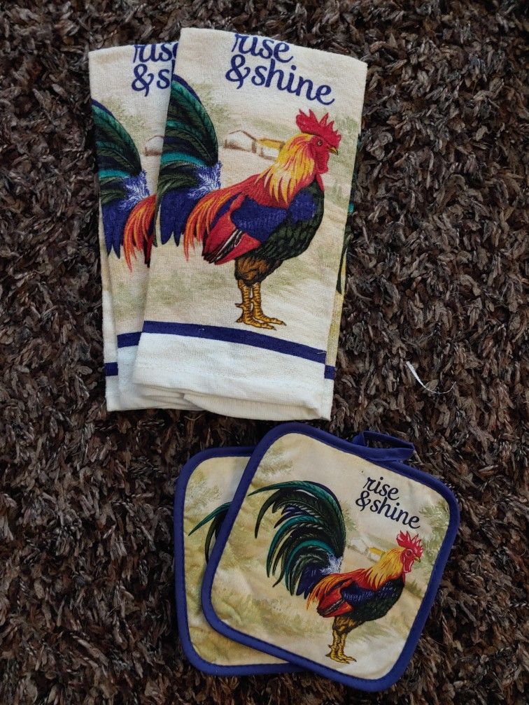 RESERVED FOR BETTY: farmhouse Rooster kitchen decor