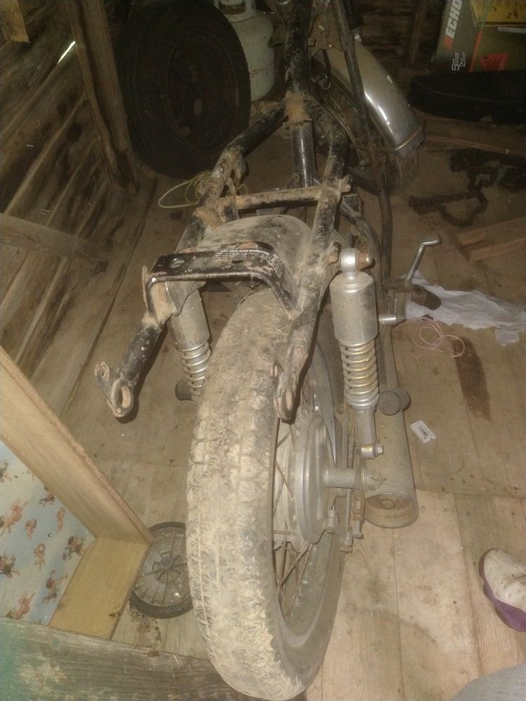 1975 Kawasaki frame