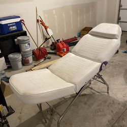 Salon Chair and Lamp  Thumbnail