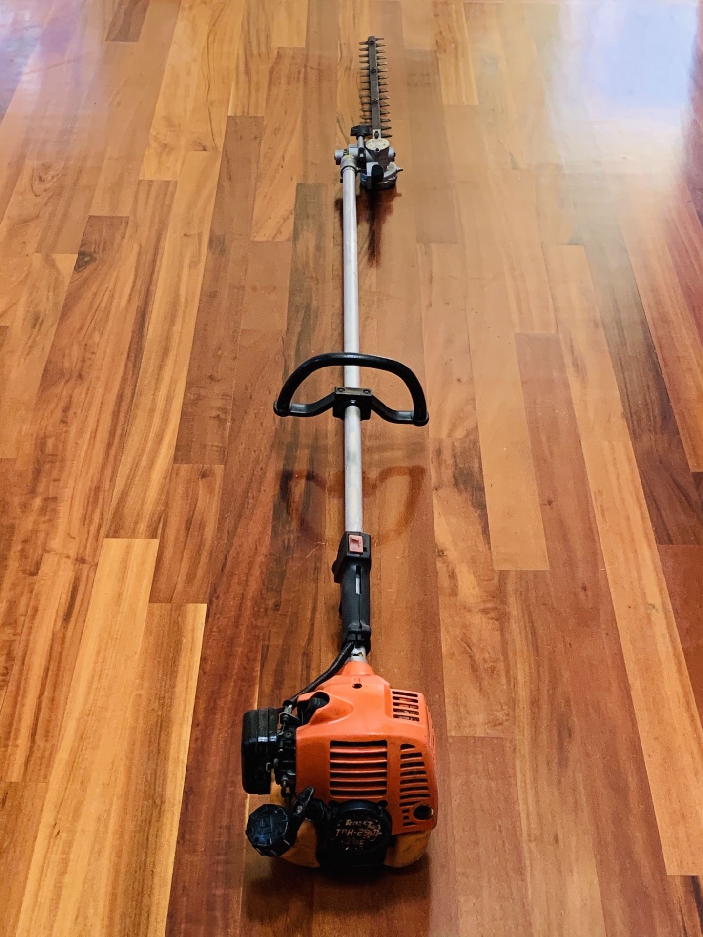 Used Tanaka TPH250PF Articulating Pole Hedge Trimmer Won’t Start for