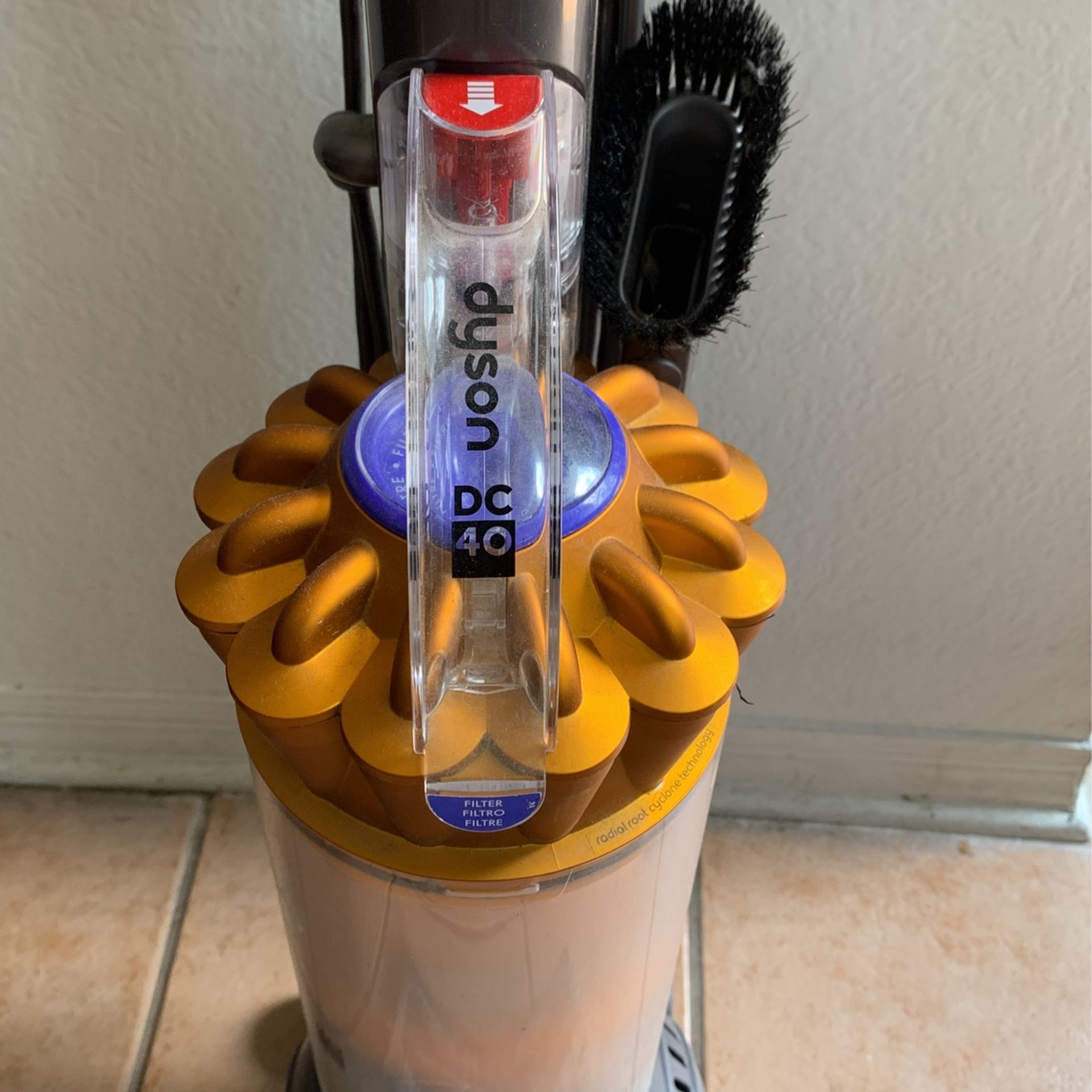 Dyson DC 40 Vacuum