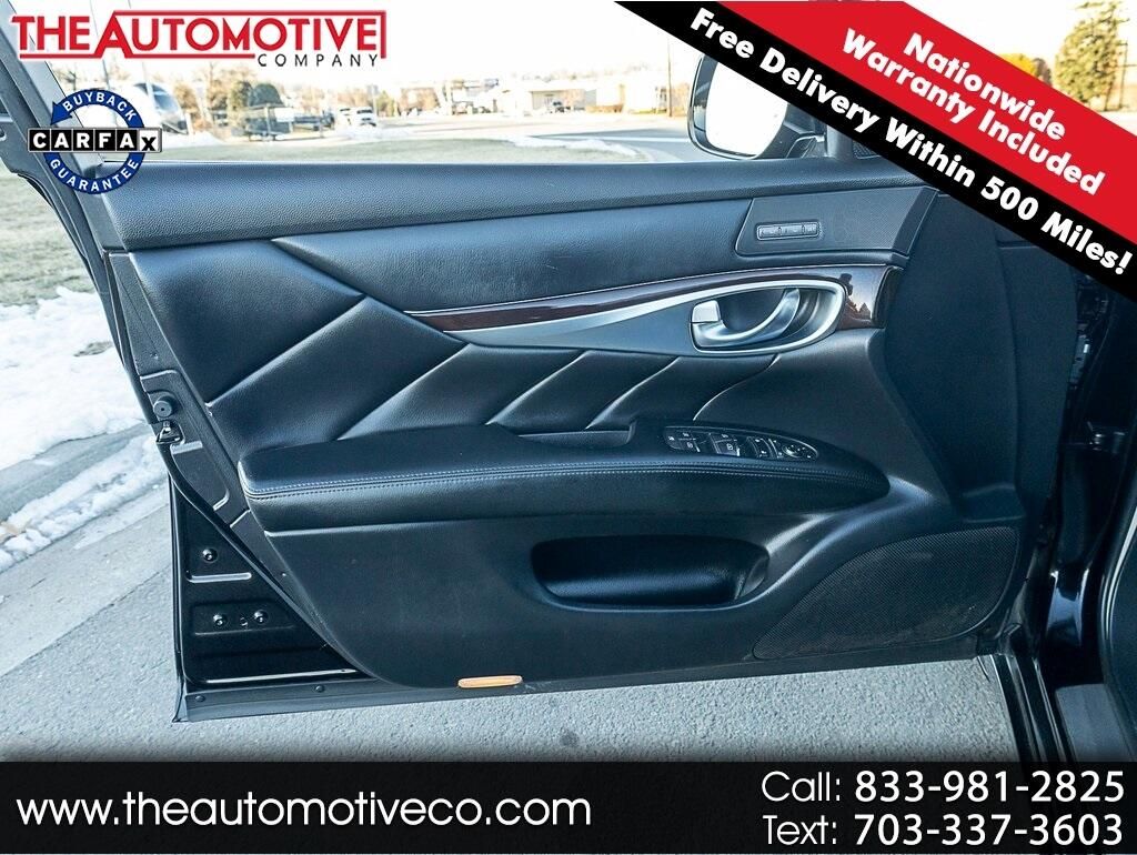 2016 Infiniti Q70L