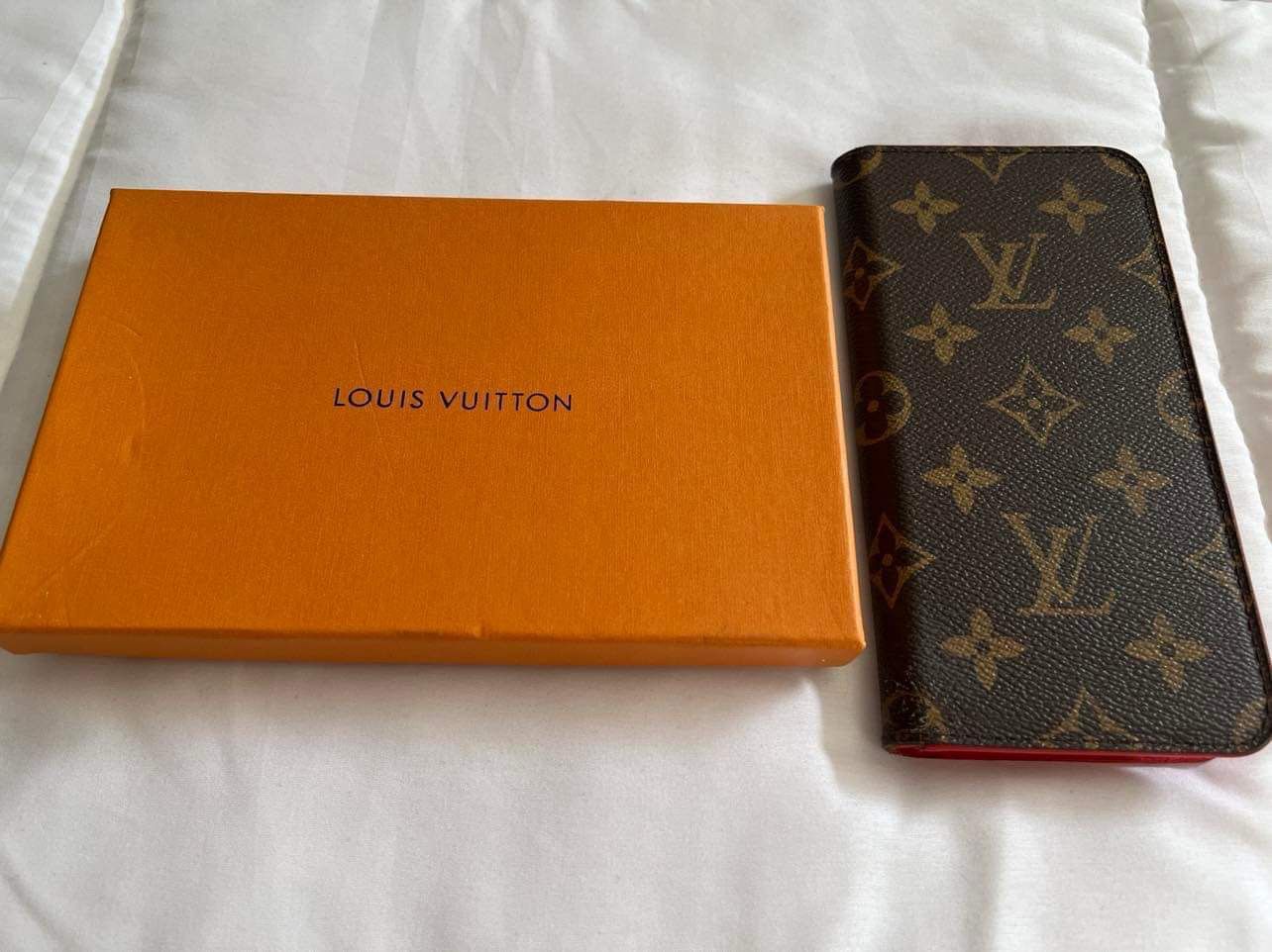 Louis Vuitton Folio 