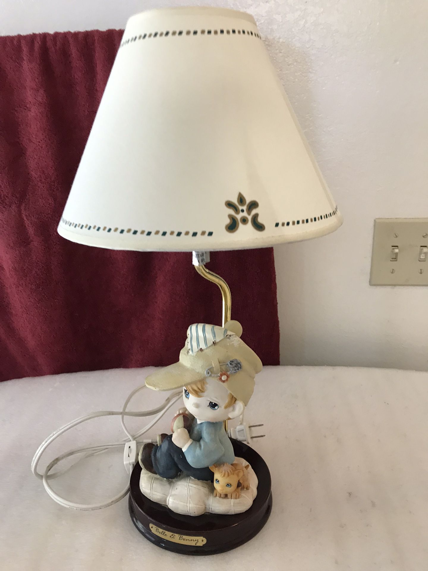 Turtle King Corp. Belle & Benny Precious Moments Figure Lamp