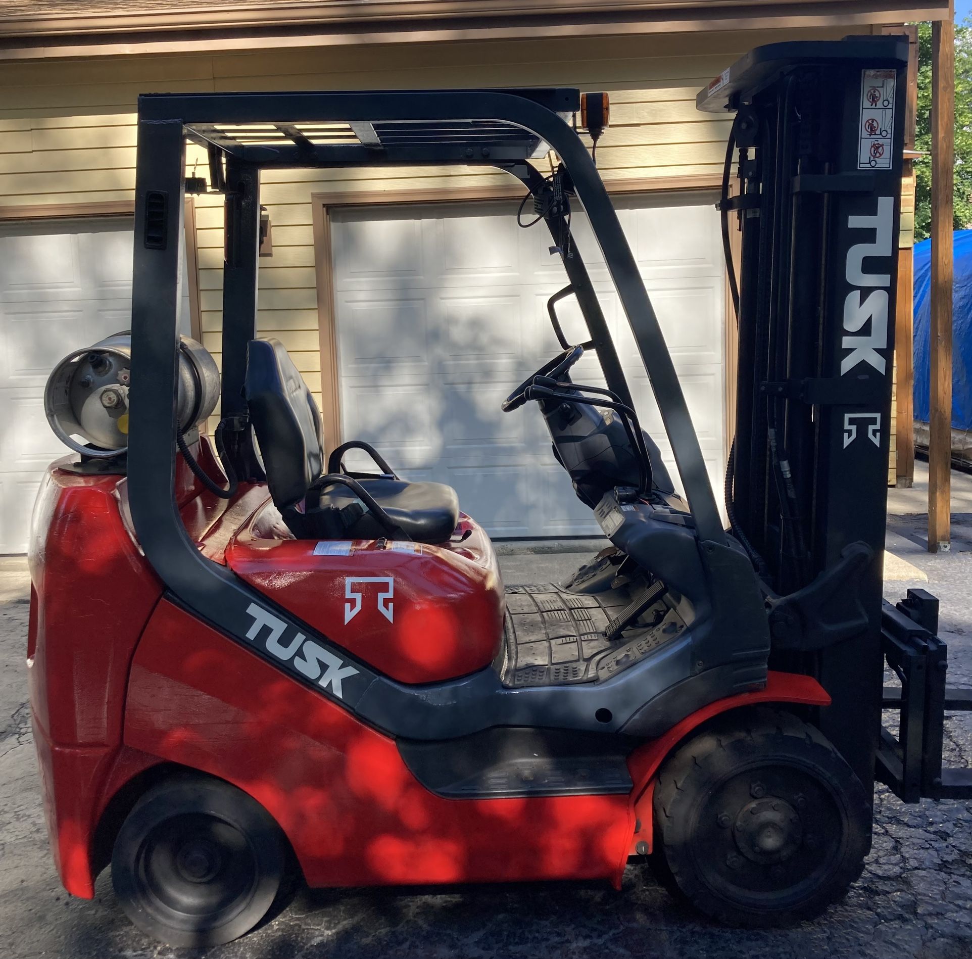 Komstsu / Tusk Forklift 500 CG-16 2008
