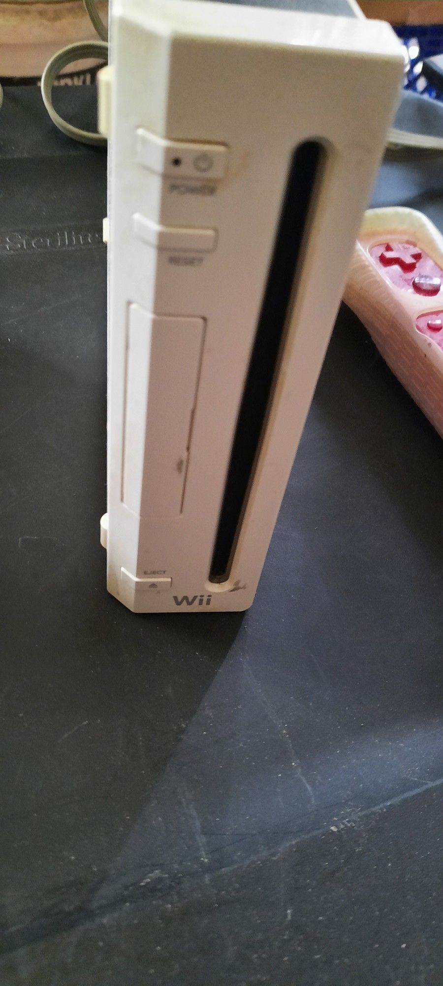 Nintendo Wii With Accessories Value $170 ..SELLING ONKY $80 OBO