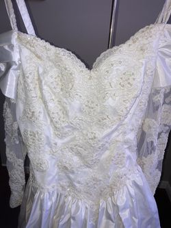 Beautiful Retro Beaded Wedding Dress  Thumbnail