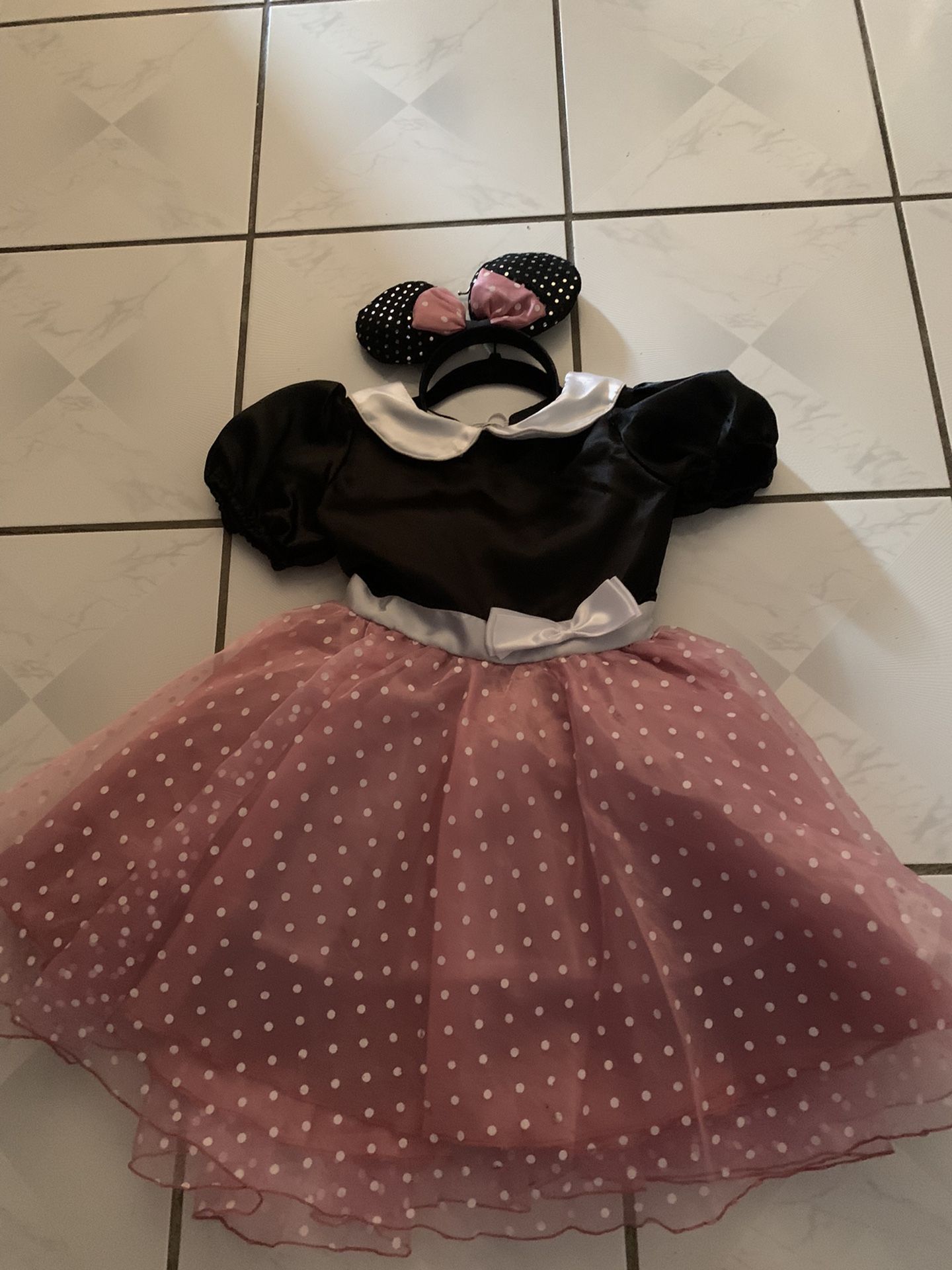 Traje de Mickey mouse vestido de Mickey mouse talla ocho