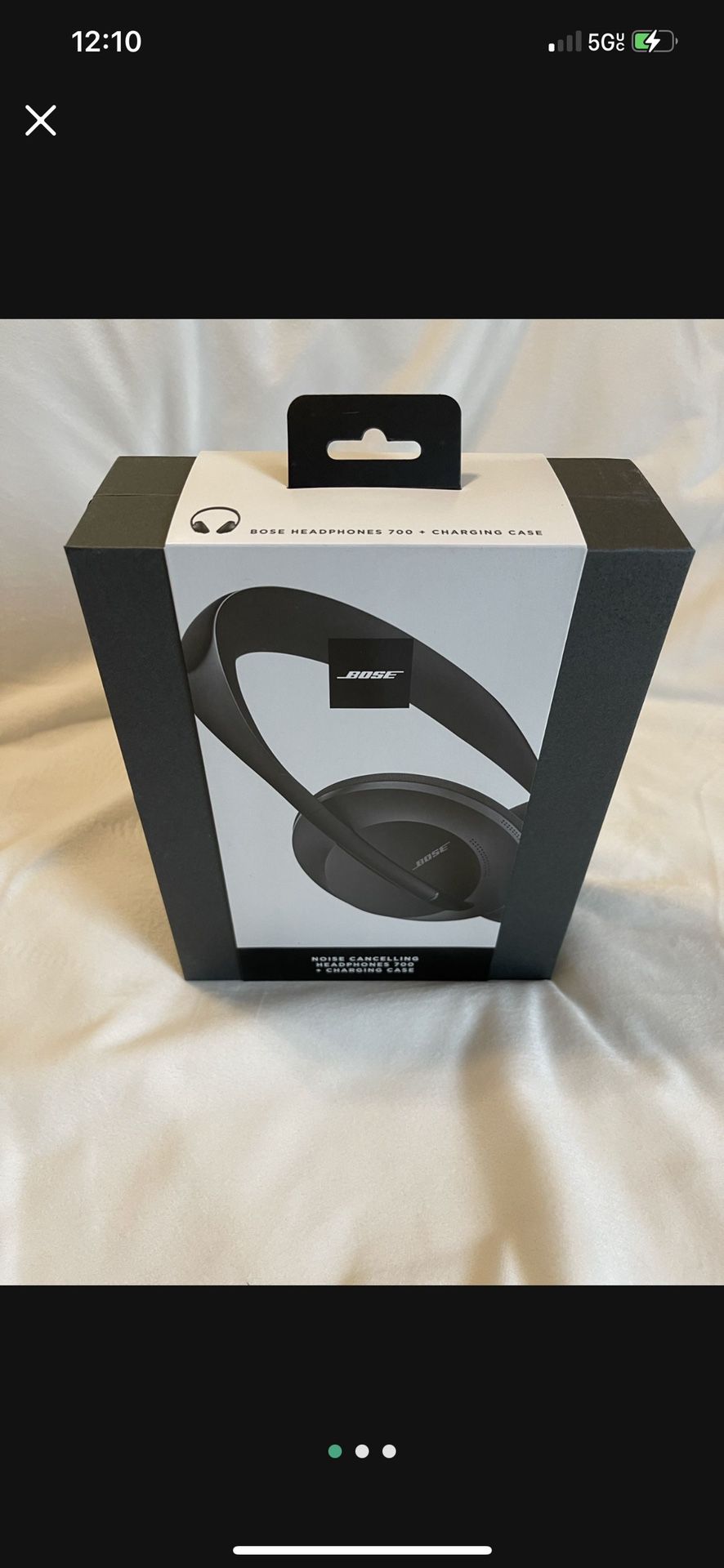 Bose Noise Cancelling Headphones 700 with Premium Charging Case