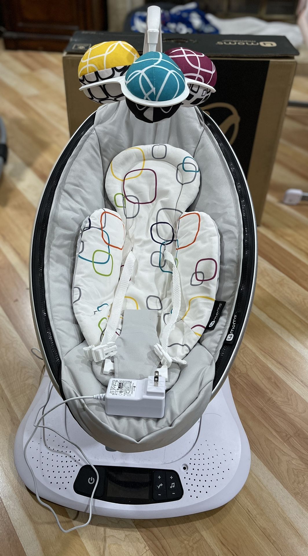 4moms® mamaRoo® Multi-Motion™ Baby Swing in Grey
