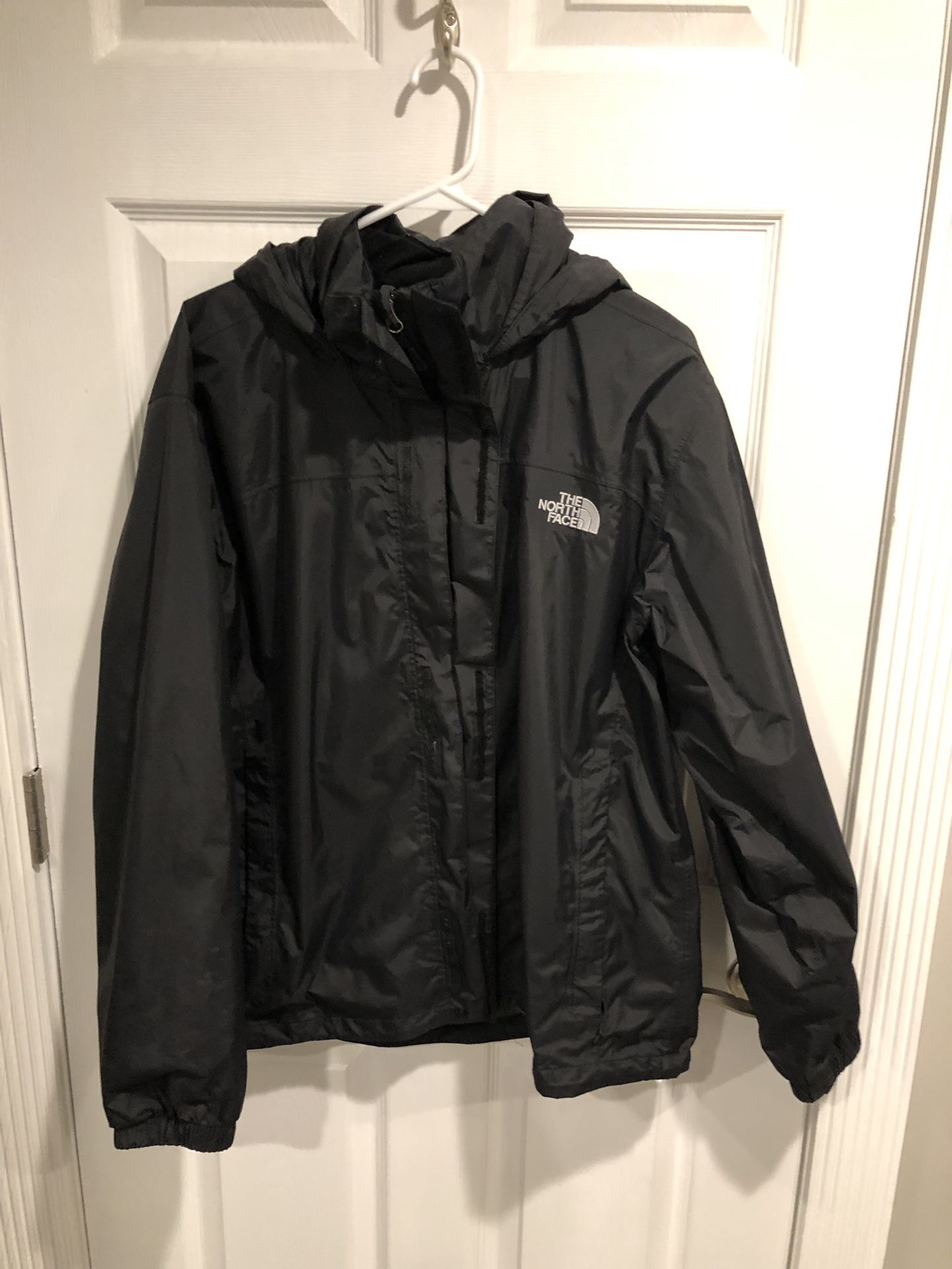 Men’s North Face Hyvent Wind/ Rain Jacket (Medium)