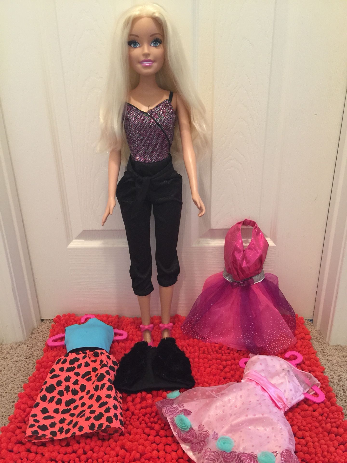 Barbie best fashion friend 28 inches tall. for Sale in Westley, CA ...