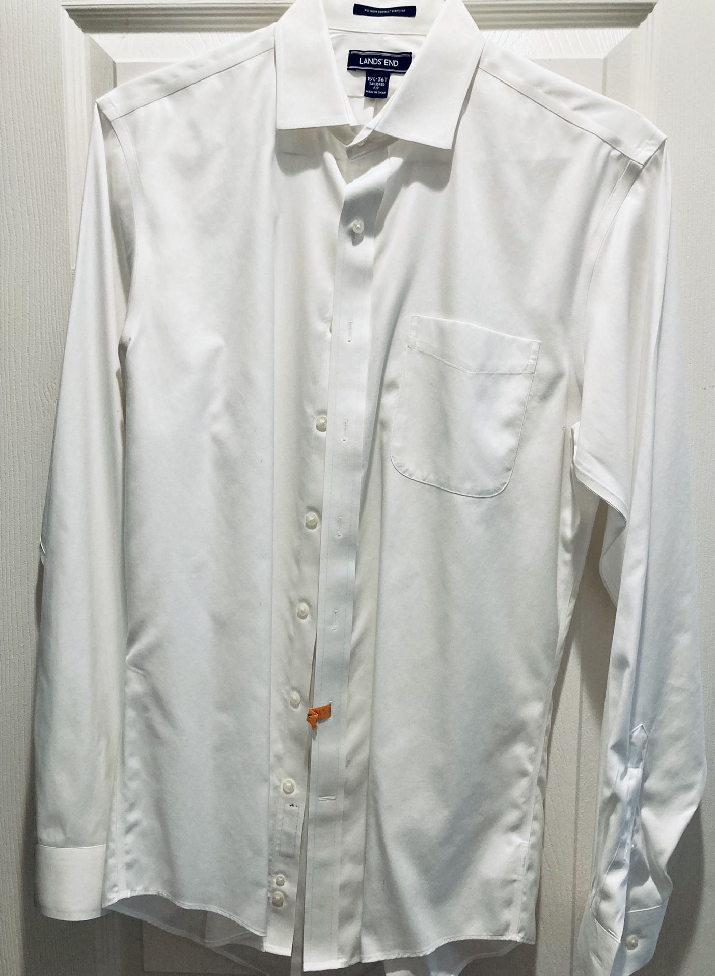Men’s Dress Shirts (6) 15-1/2, 36