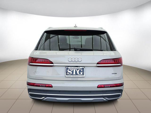 2021 Audi Q7