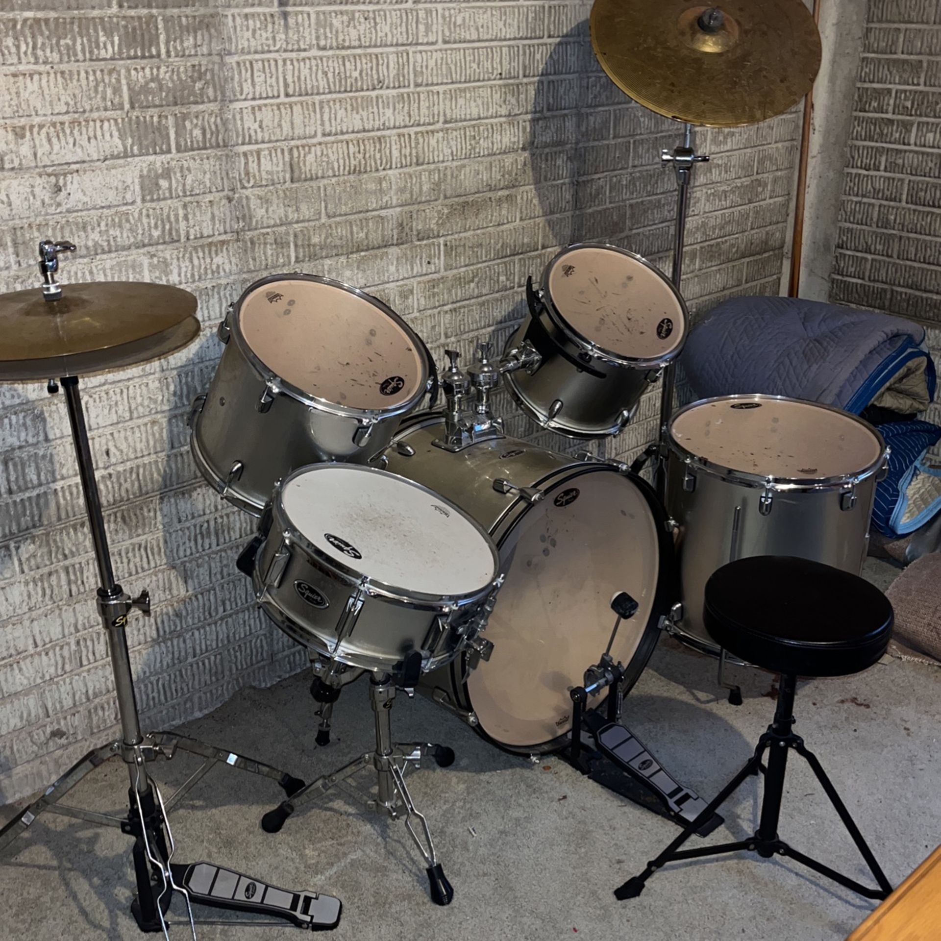 Squire Drum Set