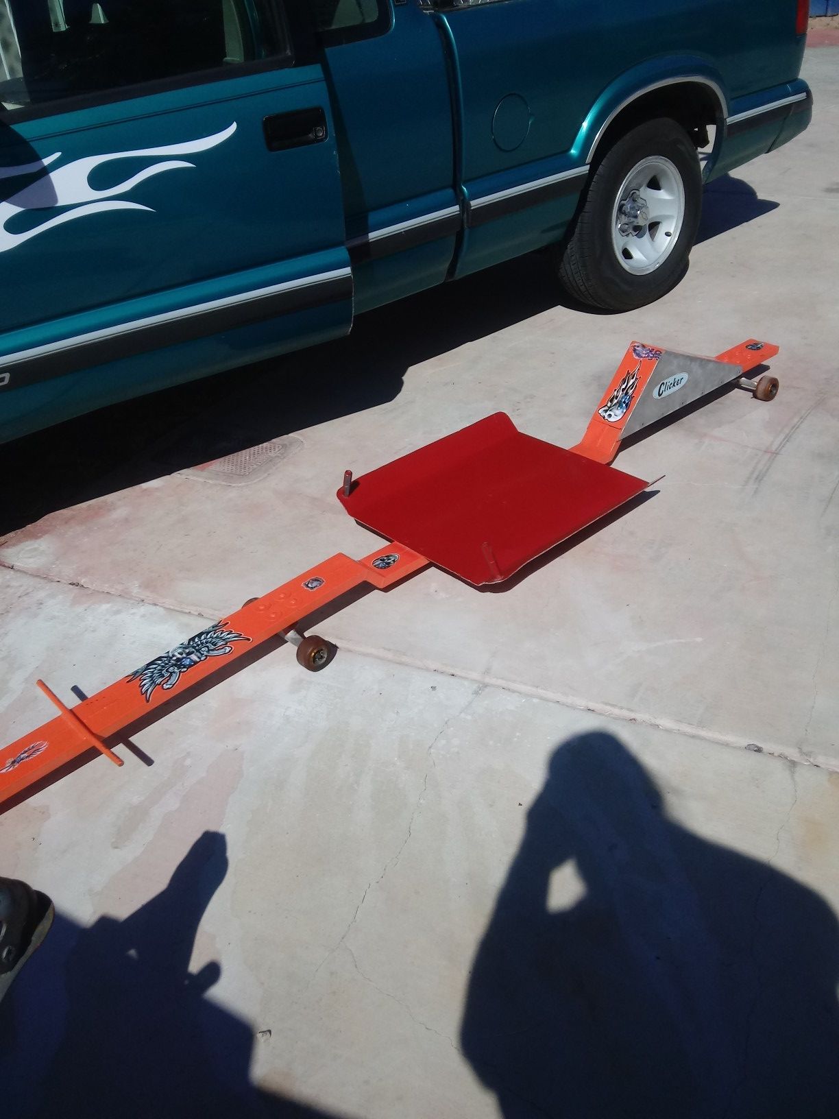 EXTREME DOWNHILL STREET LUGE