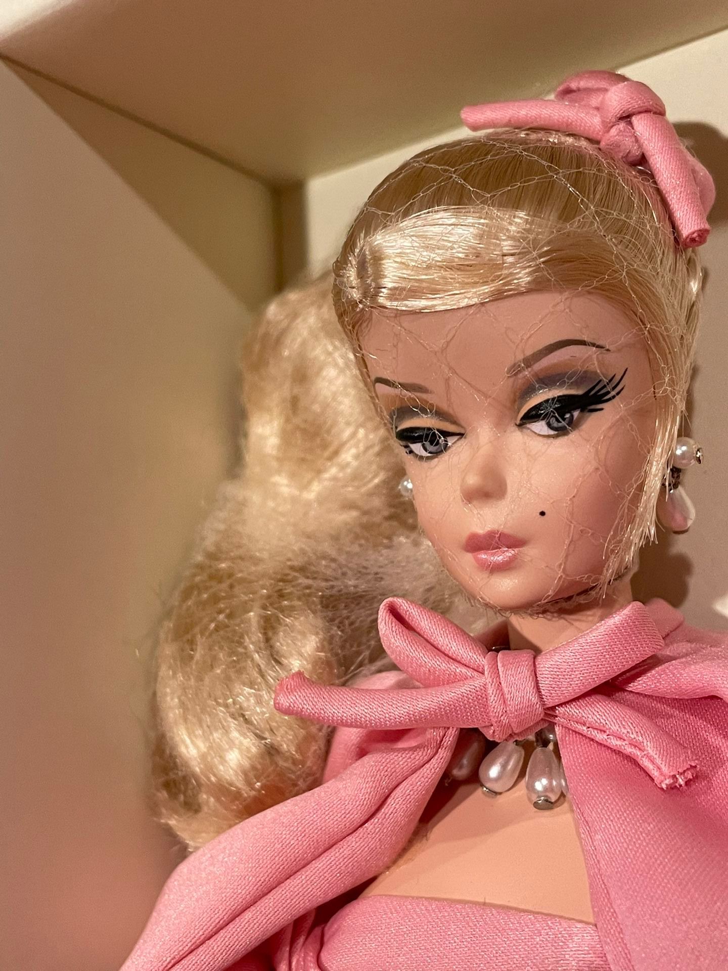 Movie Mixer Barbie Silk Stone Fashion model Collection Gold Label