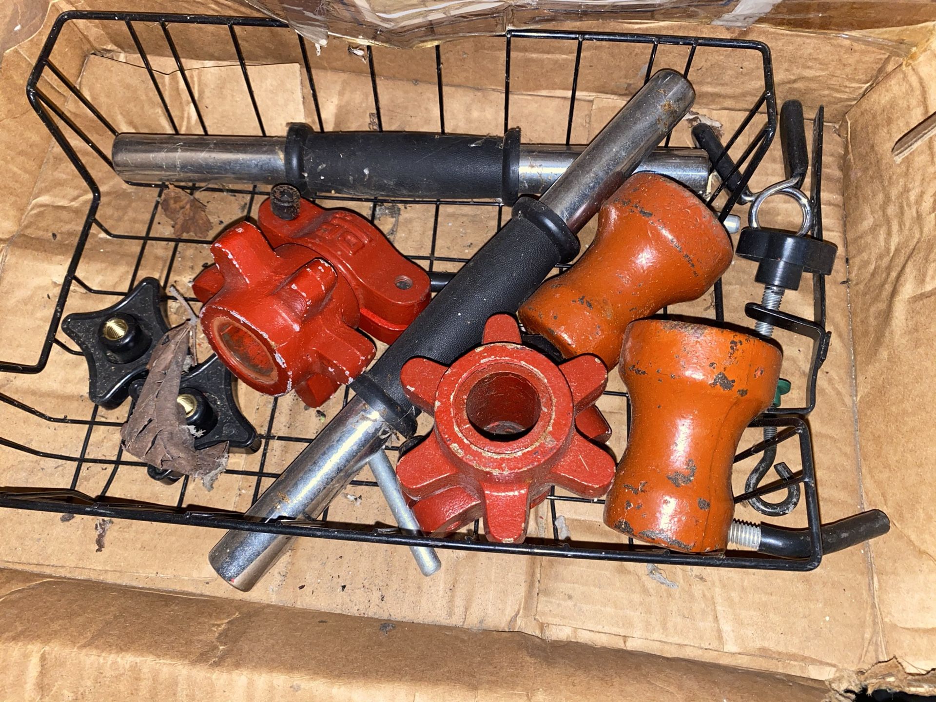 Curl Bars and Locks