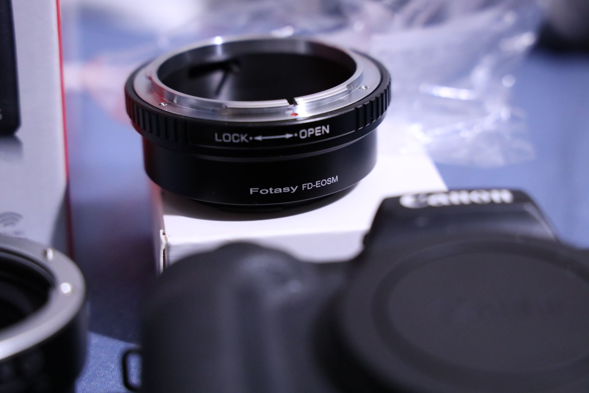 Canon Eos M50 Bundle !! Sale! Comes with: Ef to ef-m adapter Fd to ef-m adapter 2 battery’s New ND filter