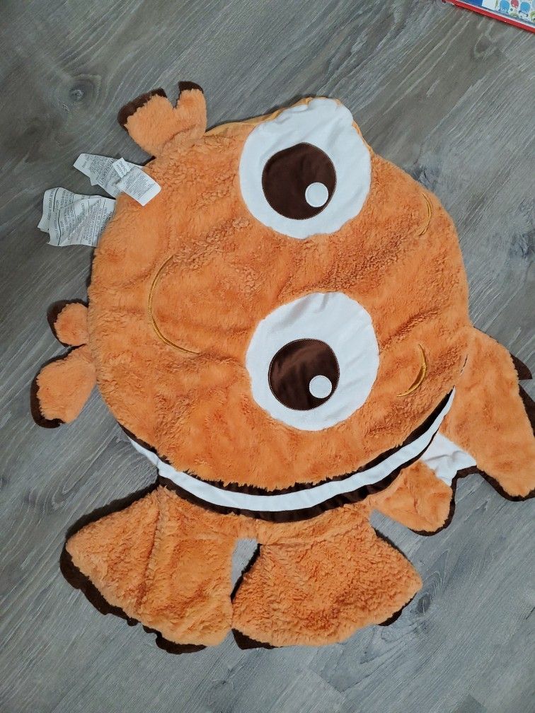 Disney Baby Finding Nemo Tummy Time Mat