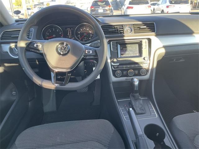 2017 Volkswagen Passat