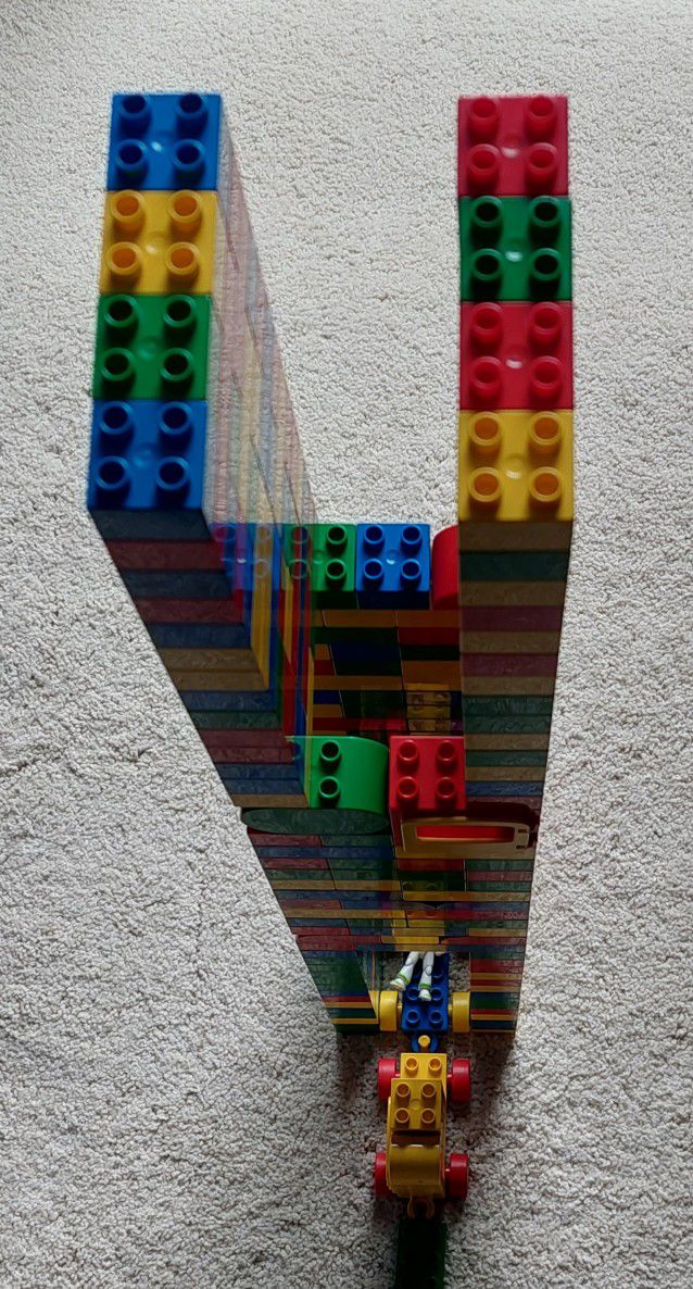 LEGO DUPLOS BULK LOT, 256 Pieces, Some Rare, Hard To Find, 5lbs 9oz + Buzz Toy!!
