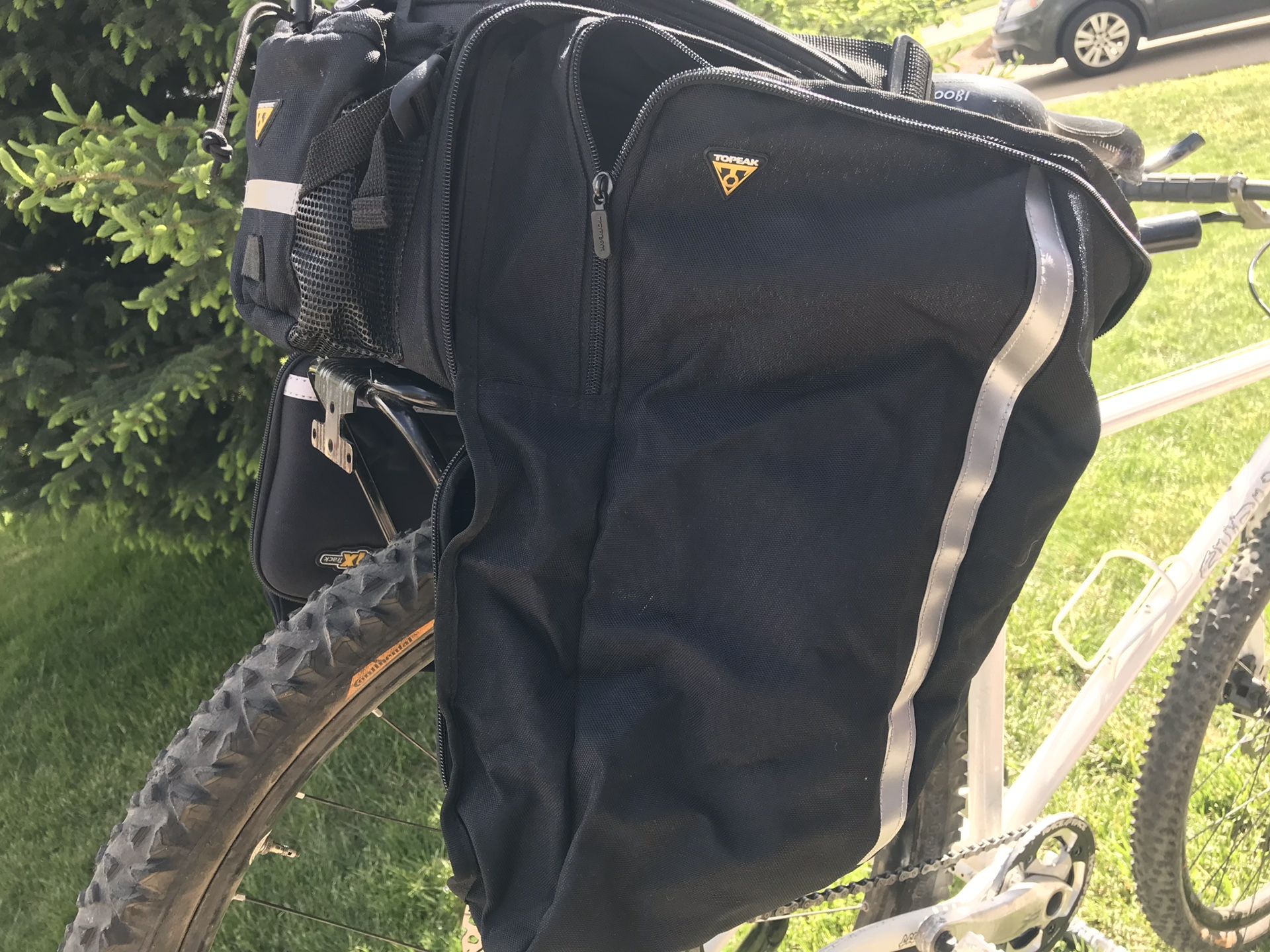 Topek bike rack and pannier