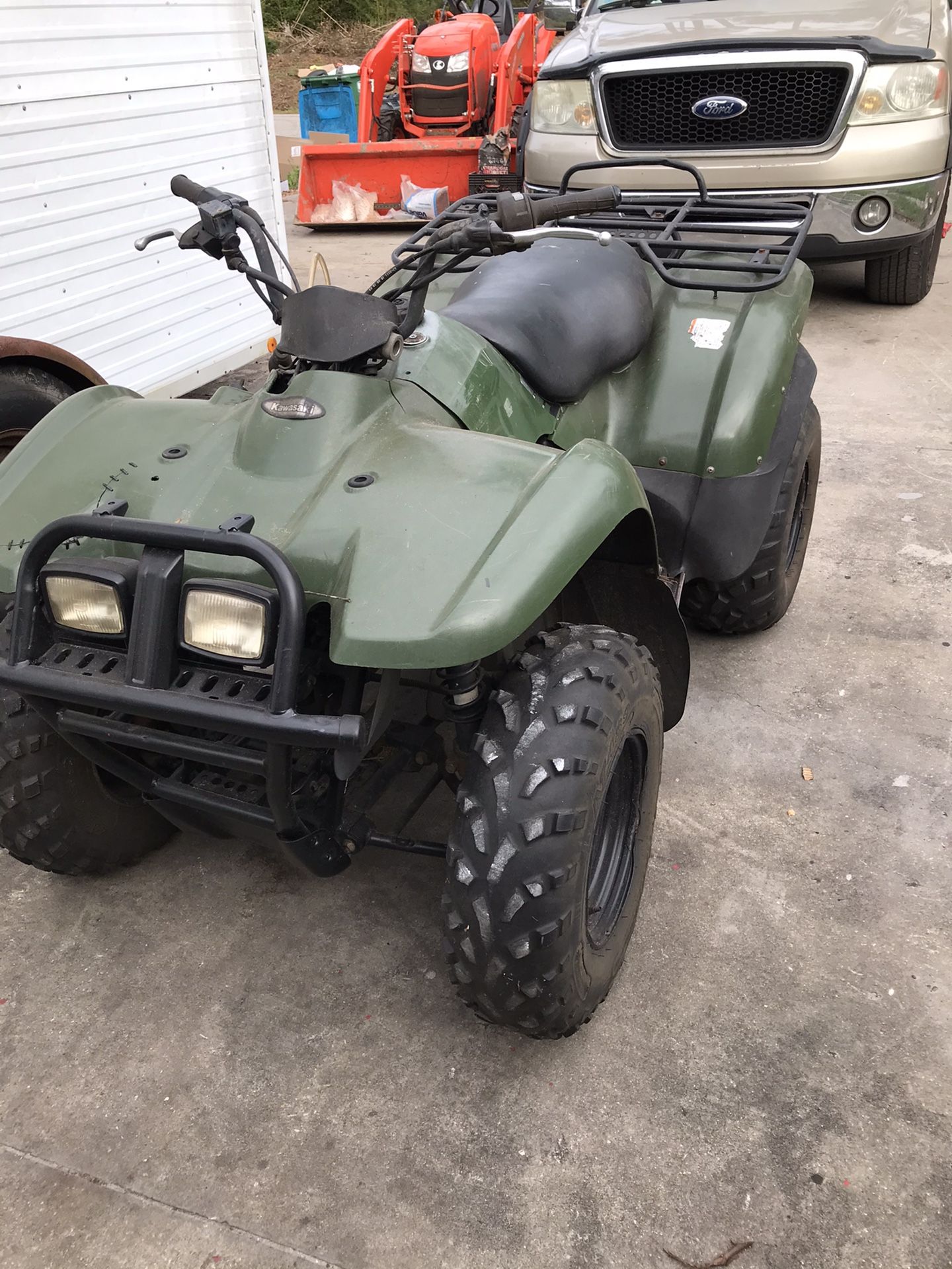 Kawasaki 300 4 Wheeler for Sale in Deltona, FL - OfferUp