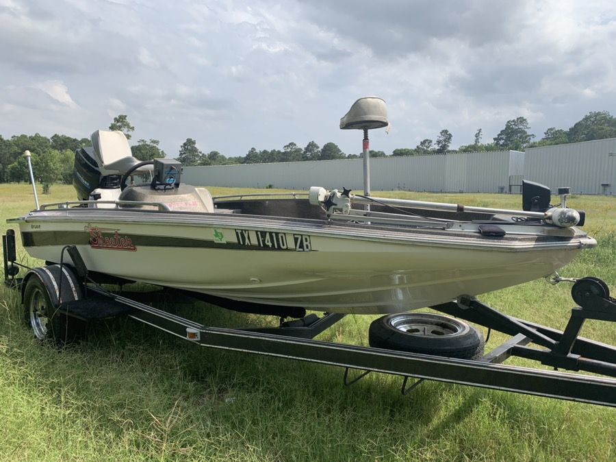 Skeeter bass boat 16ft all original runs grades 200 HP mercury has been ...