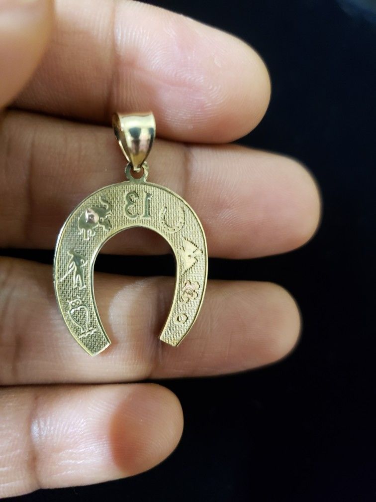 10kt Gold LUCKY 7 TALISMAN Pendant