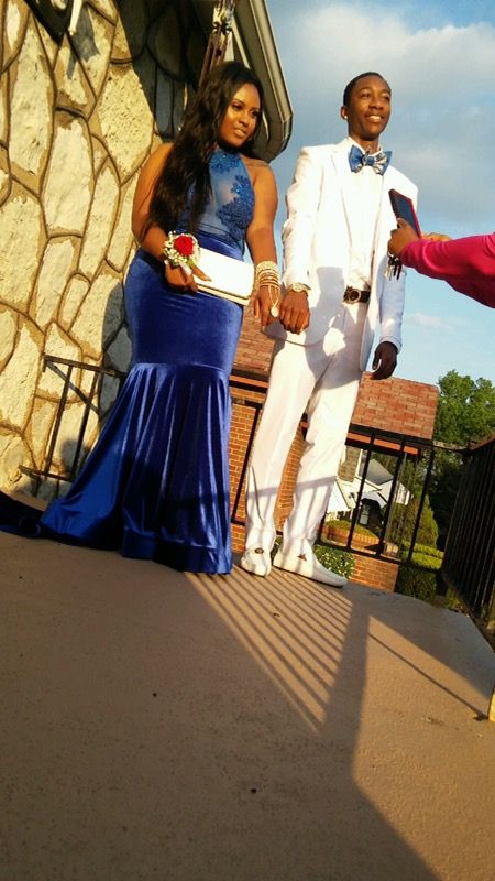 Royal blue prom dress .mermaid bottom ... Fits medium-large .... Beautiful gown